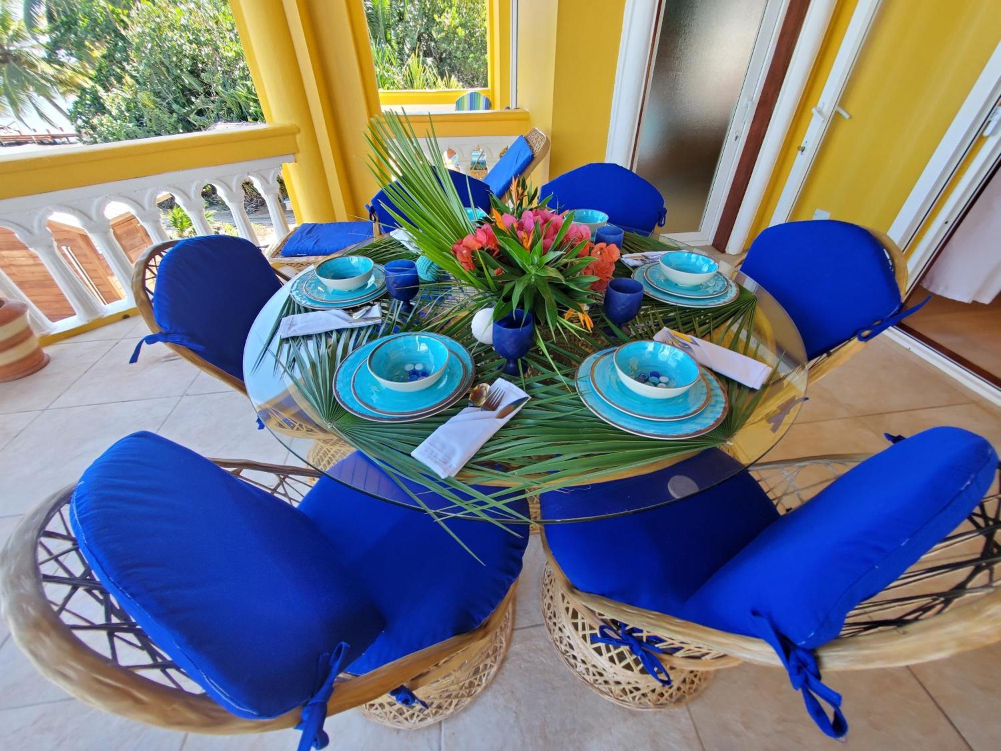 Blue Parrot Beach House And Villas Hopkins Dış mekan fotoğraf